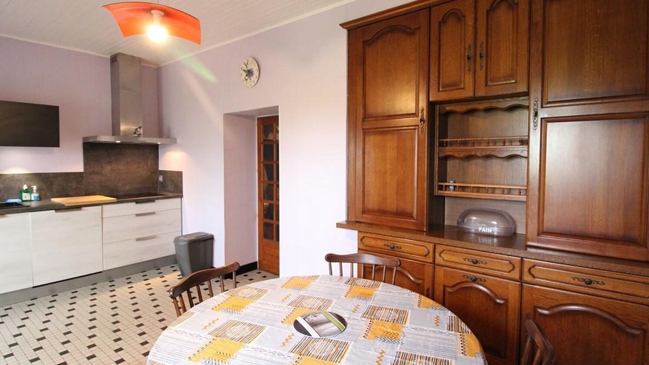Photo of Kitchen in Roannes-Saint-Mary