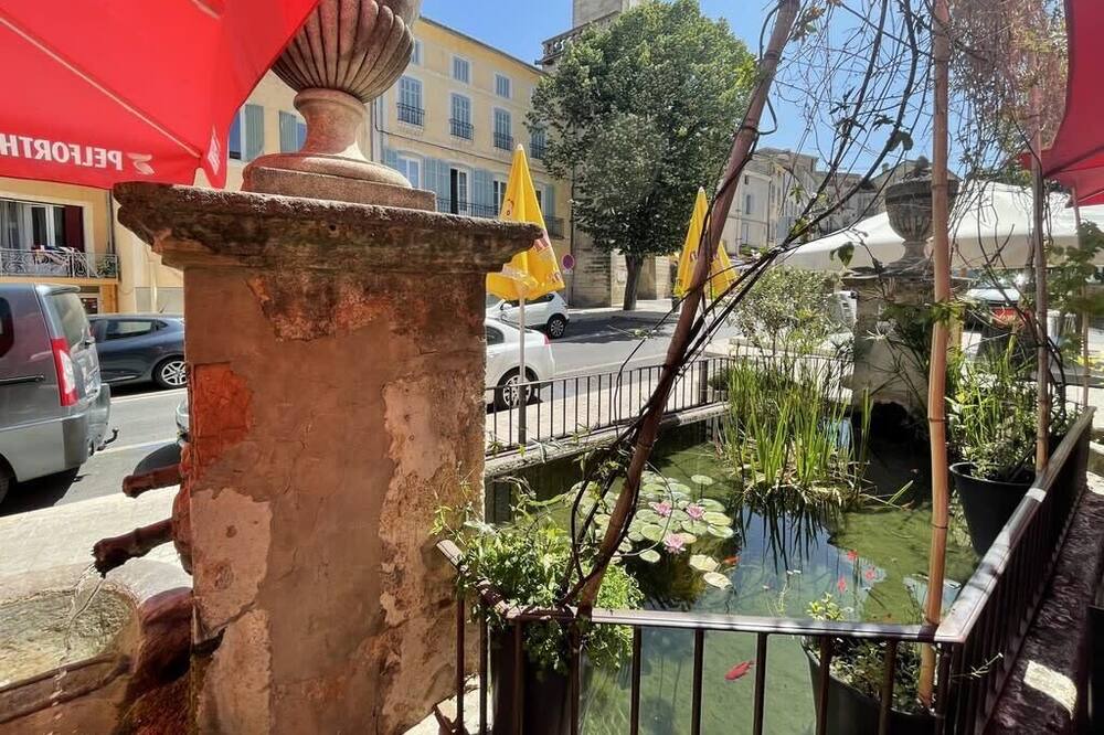 Photo of Outdoor in Lambesc