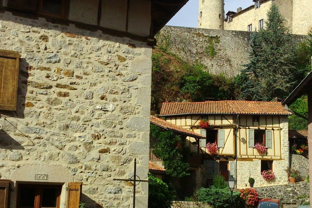 Photo of Outdoor in Laroquebrou