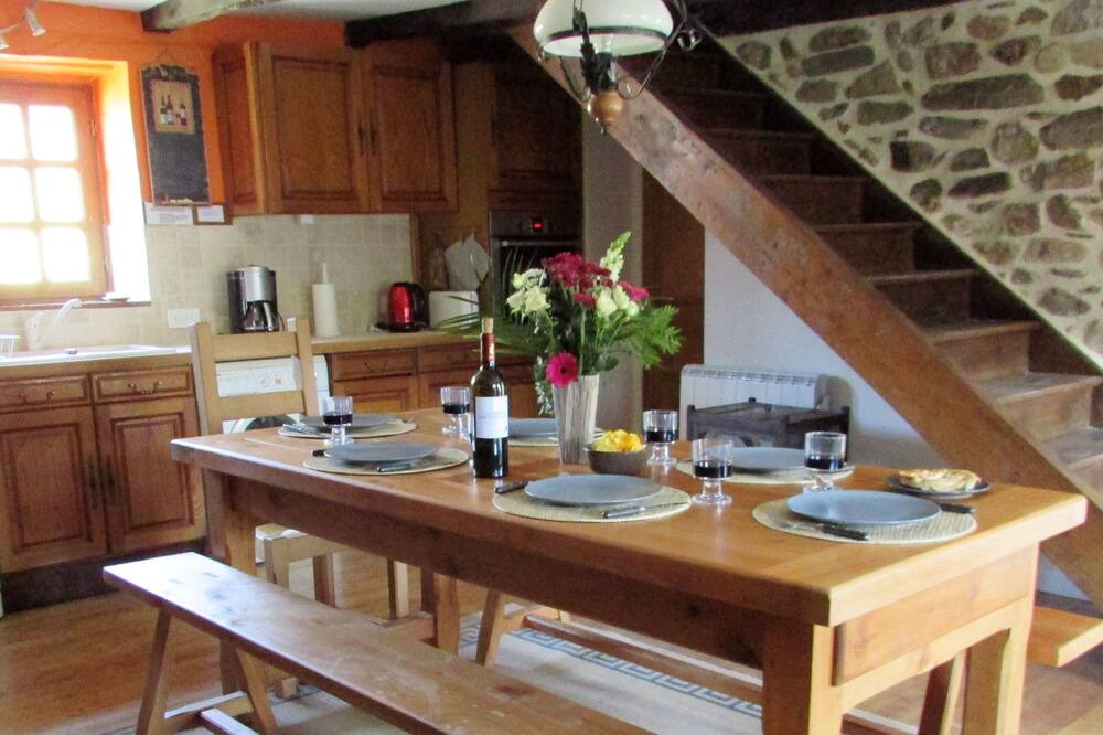 Photo of Kitchen in Saint-Hippolyte