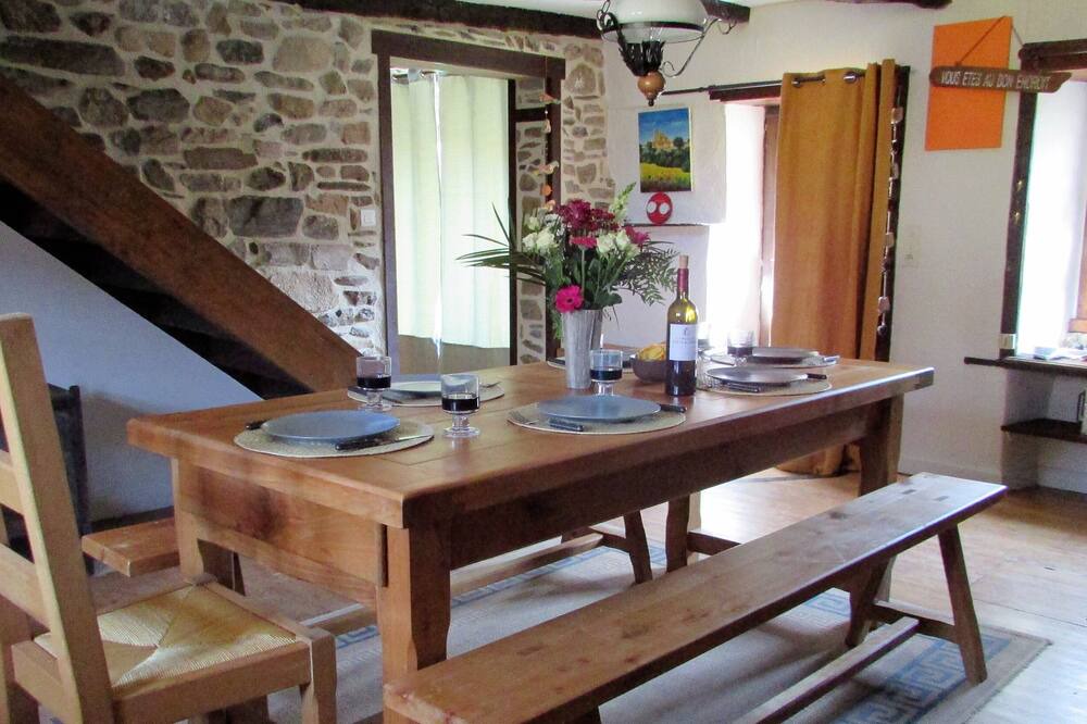 Photo of Kitchen in Saint-Hippolyte