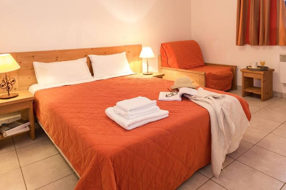 Photo of Bedroom in Evian-les-Bains