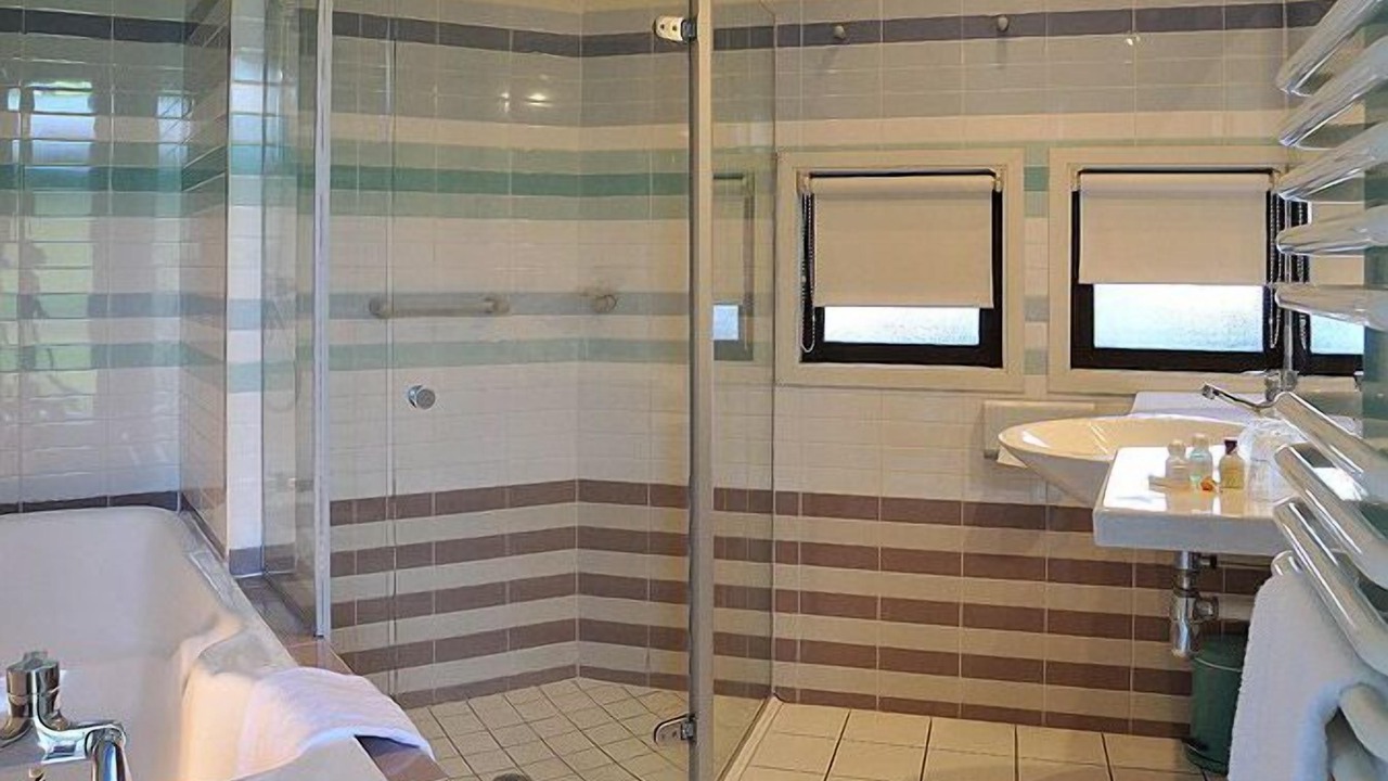 Photo of Bathroom in Mur-de-Barrez