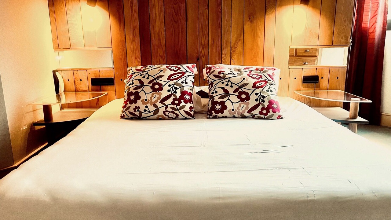 Photo of Bedroom in Mur-de-Barrez