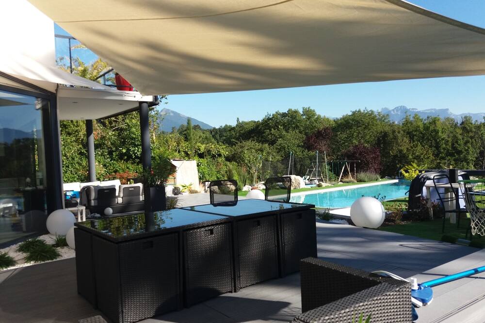 Photo of Patio Balcony in Fillinges
