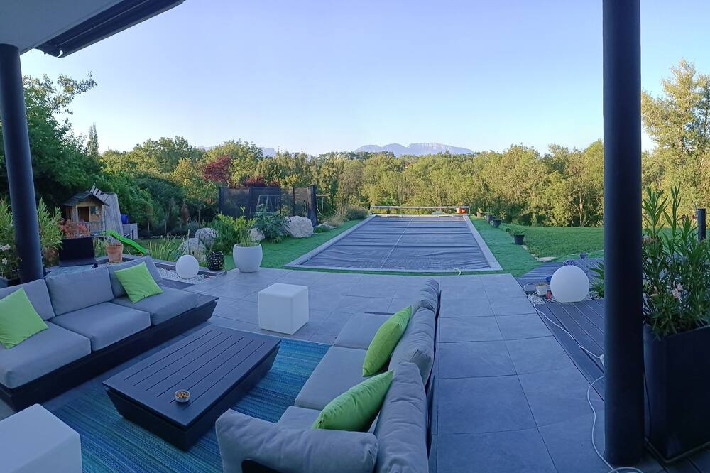 Photo of Patio Balcony in Fillinges