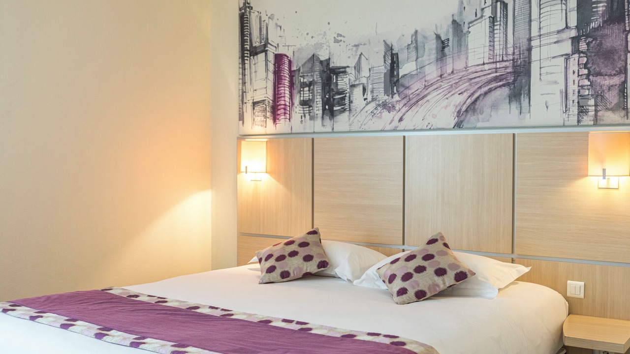 Photo of Bedroom in Andrezieux-Boutheon
