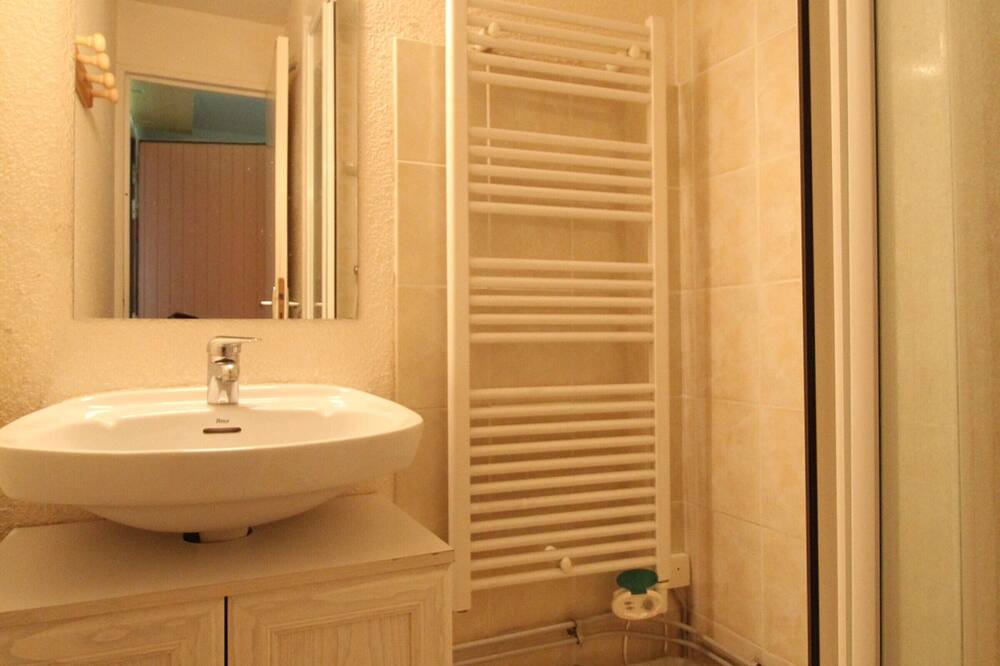 Photo of Bathroom in Lanslevillard