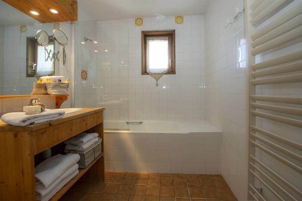 Photo of Bathroom in Val-d'Isere