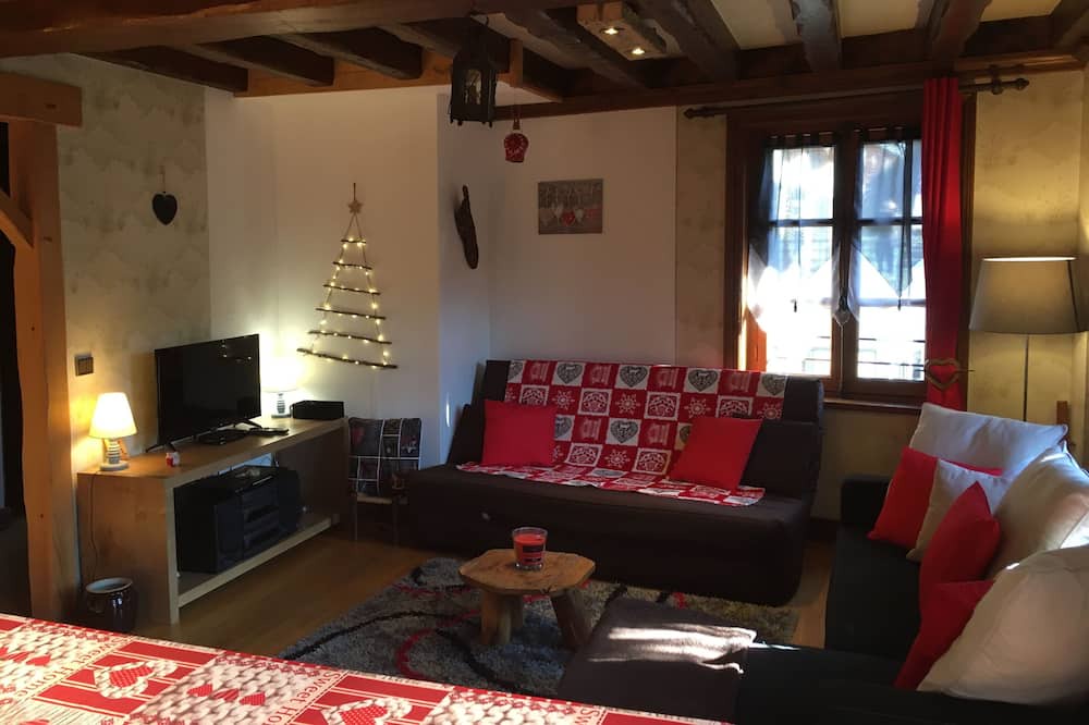 Photo of Livingroom in Saint-Pierre-d'Entremont