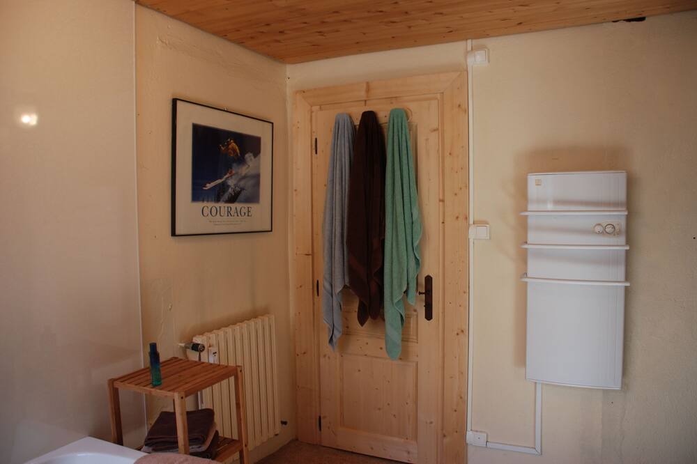 Photo of Bathroom in Montriond