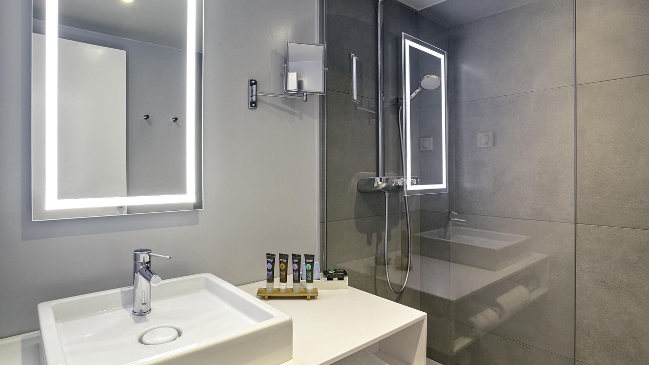 Photo of Bedroom in Saint-Etienne