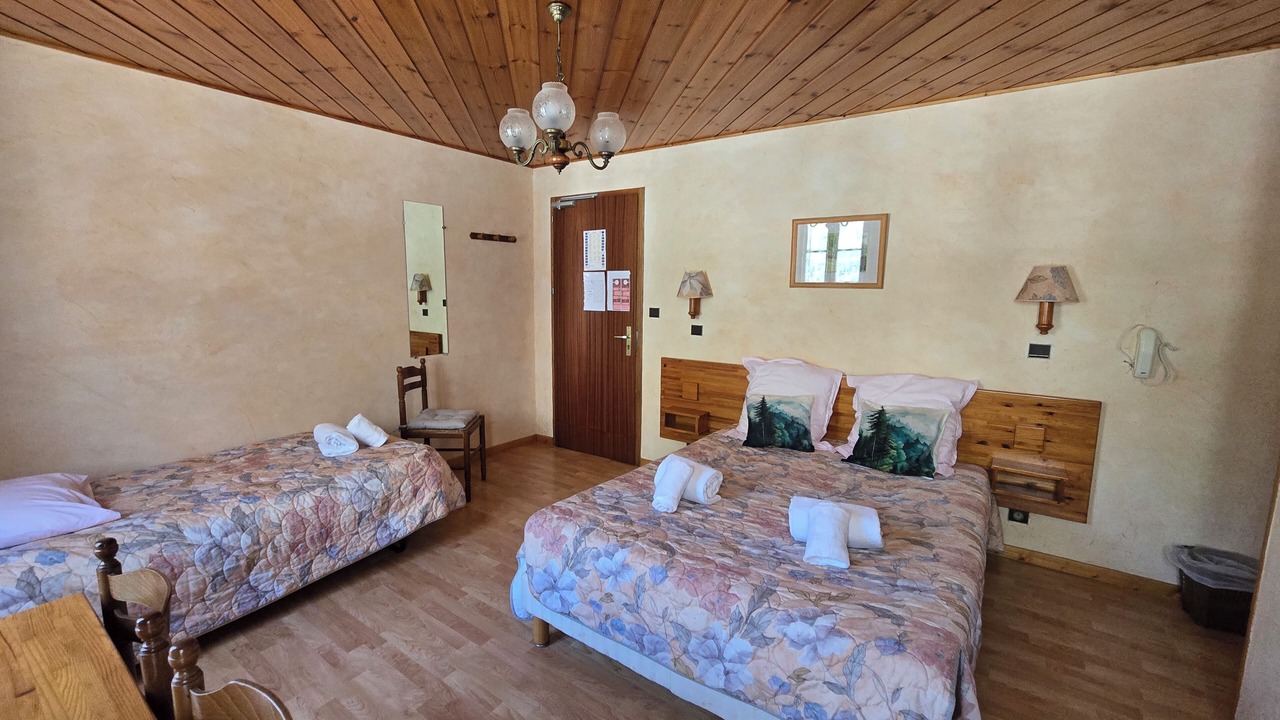 Photo of Bedroom in Abondance