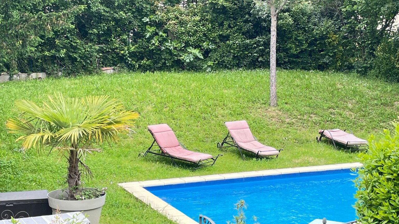 Photo of Outdoor in Lentilly