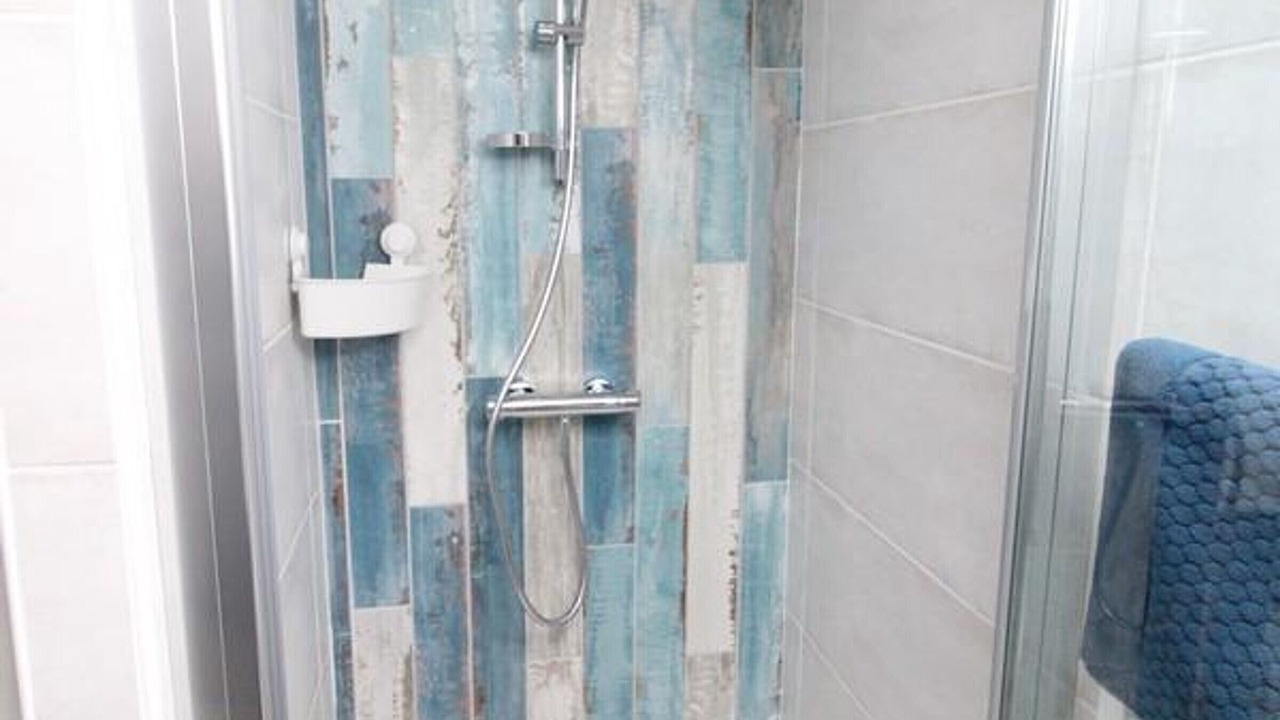 Photo of Bathroom in Saint-Etienne-de-Carlat