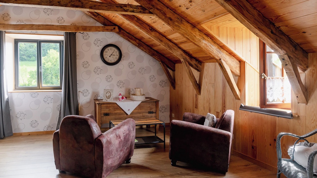 Photo of Livingroom in Saint-Etienne-de-Carlat
