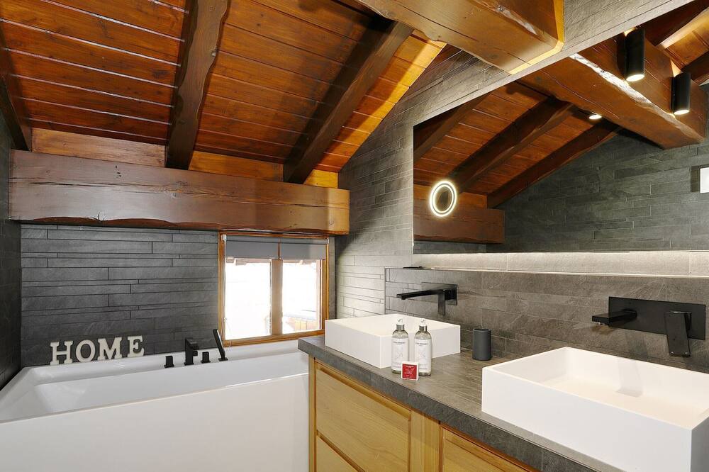 Photo of Kitchen in La Perriere
