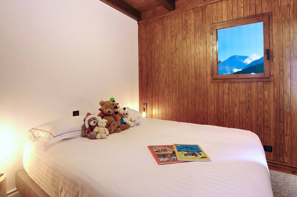 Photo of Bedroom in La Perriere