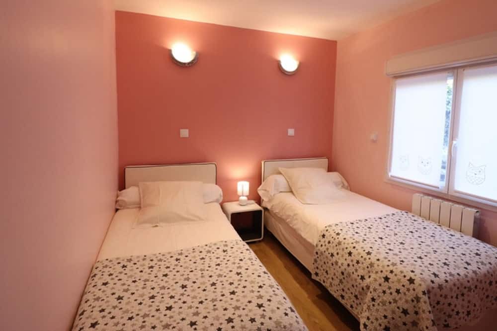 Photo of Bedroom in Lacapelle-Viescamp