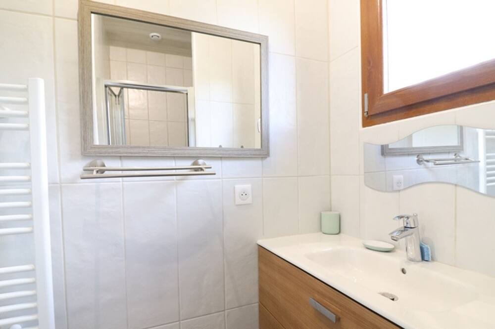 Photo of Bathroom in Carlat