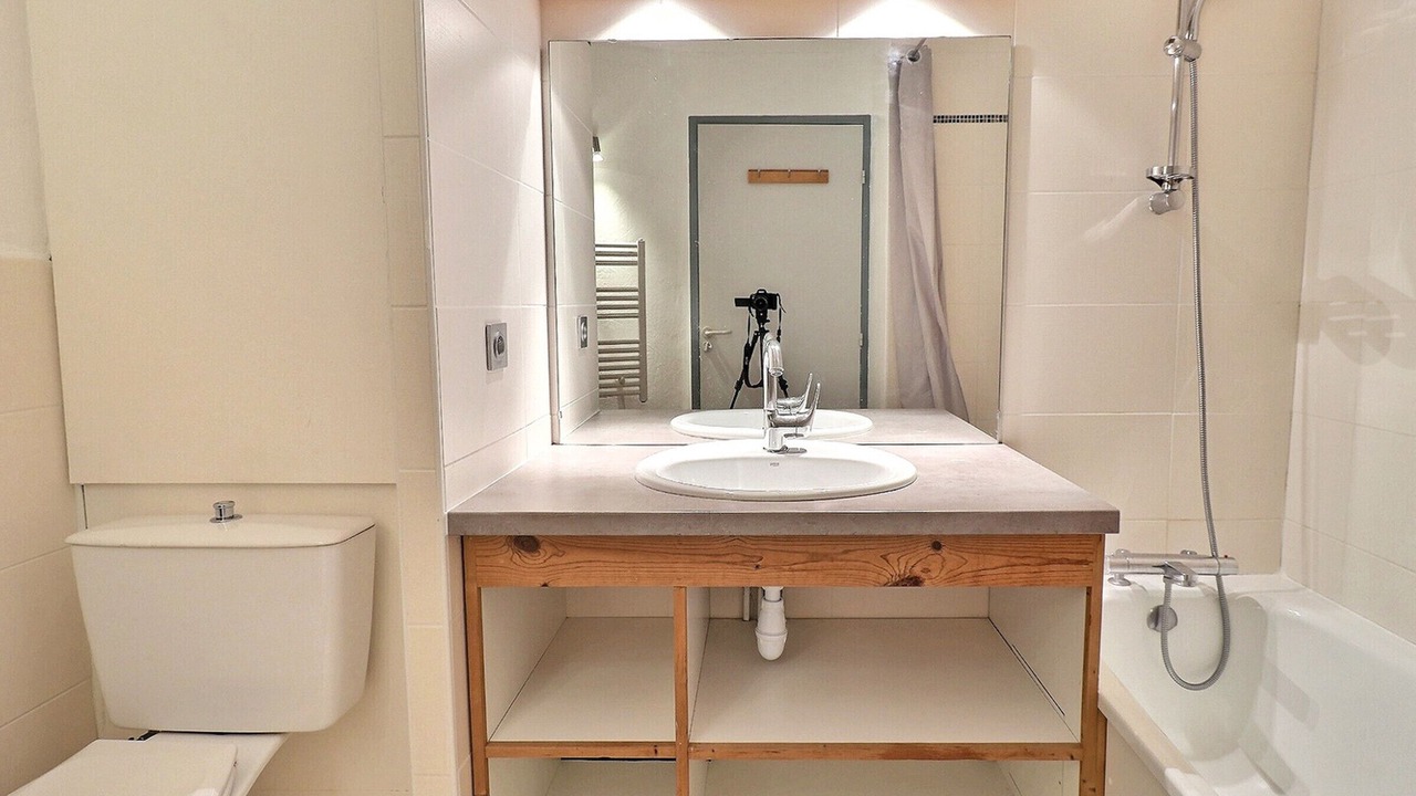 Photo of Bathroom in La Perriere