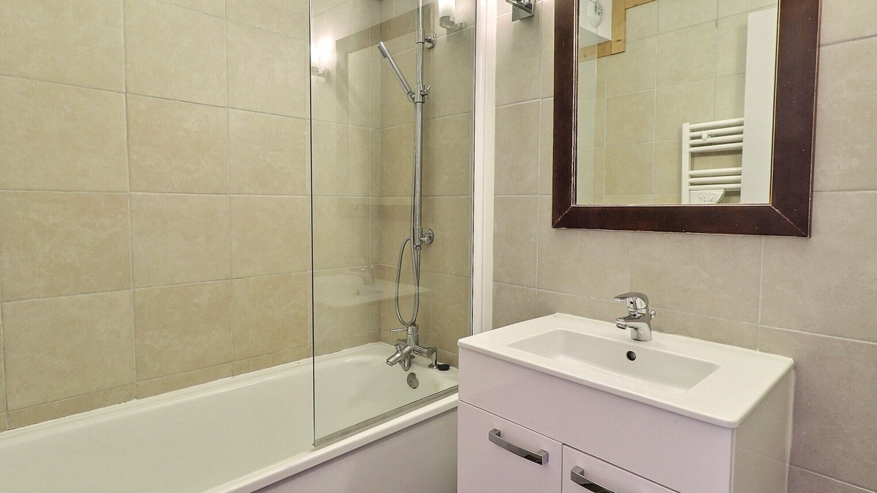 Photo of Bathroom in La Perriere
