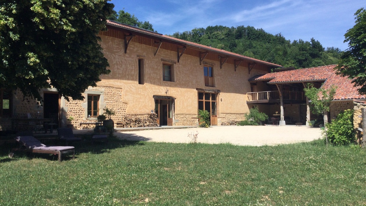 Photo of Outdoor in Saint-Pierre-de-Bressieux