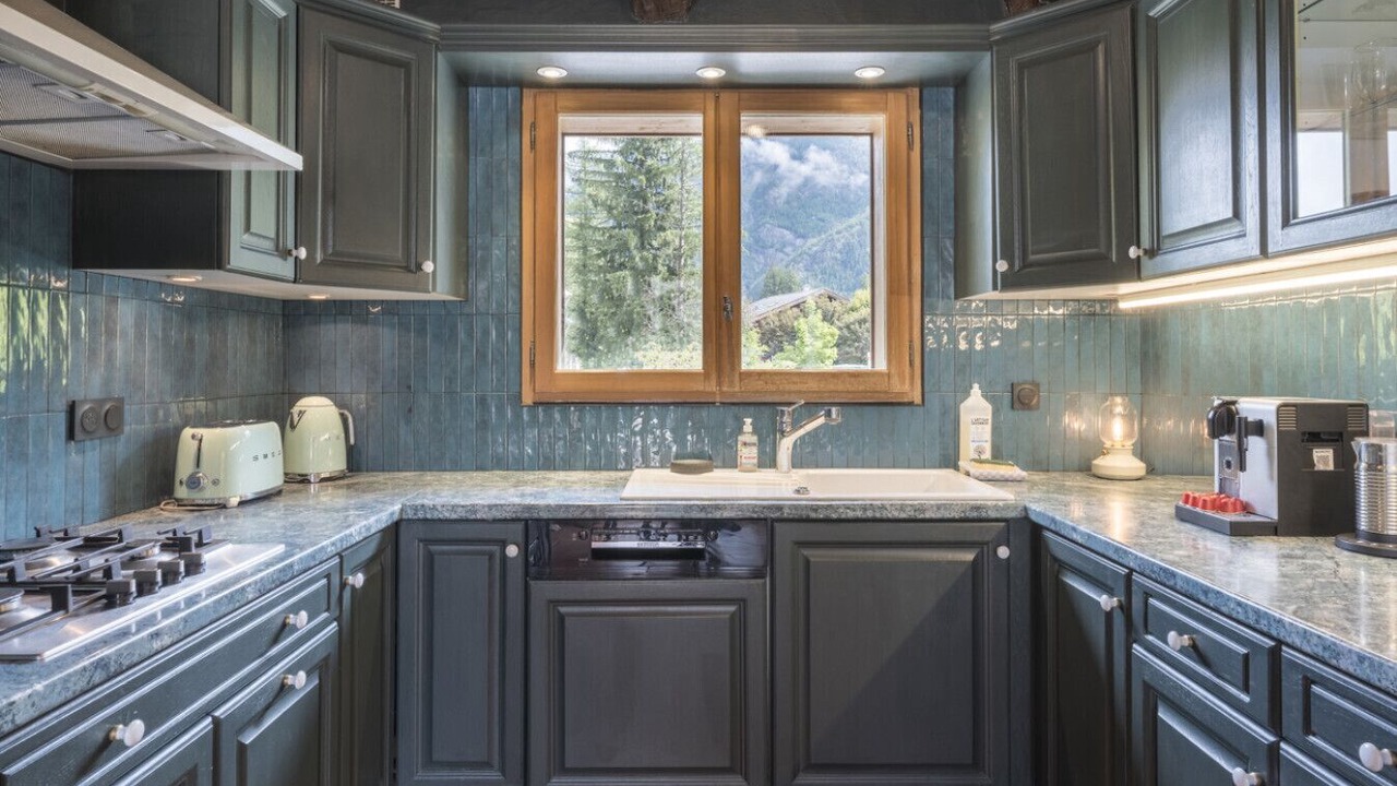 Photo of Kitchen in Les Praz-de-Chamonix