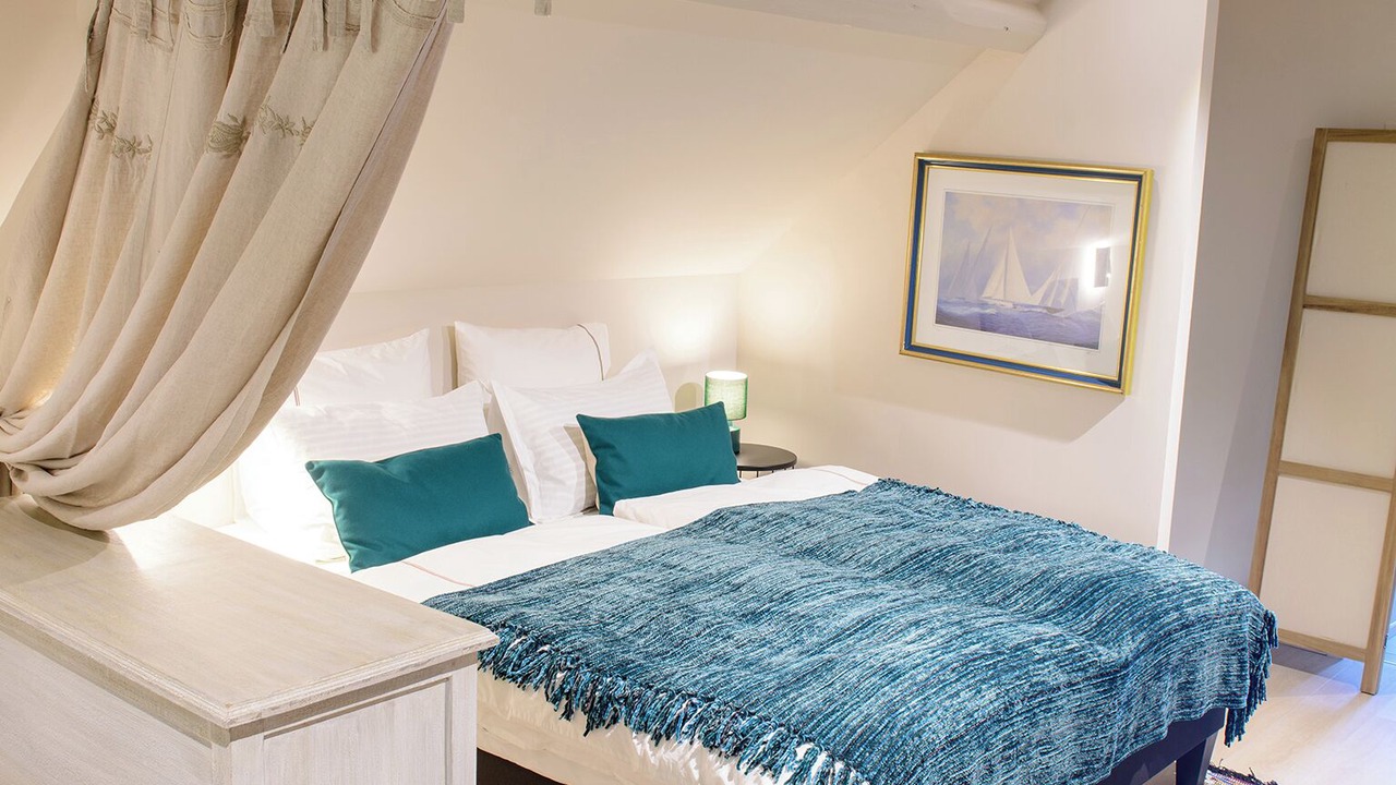 Photo of Bedroom in LʼEtrat