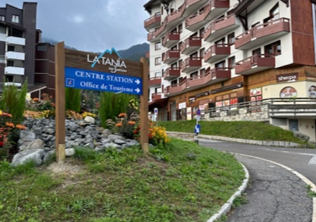 Photo of Others in La Perriere