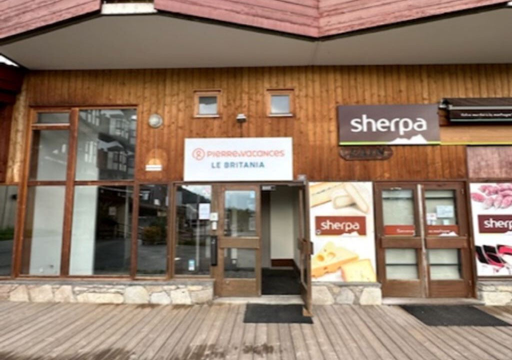 Photo of Others in La Perriere