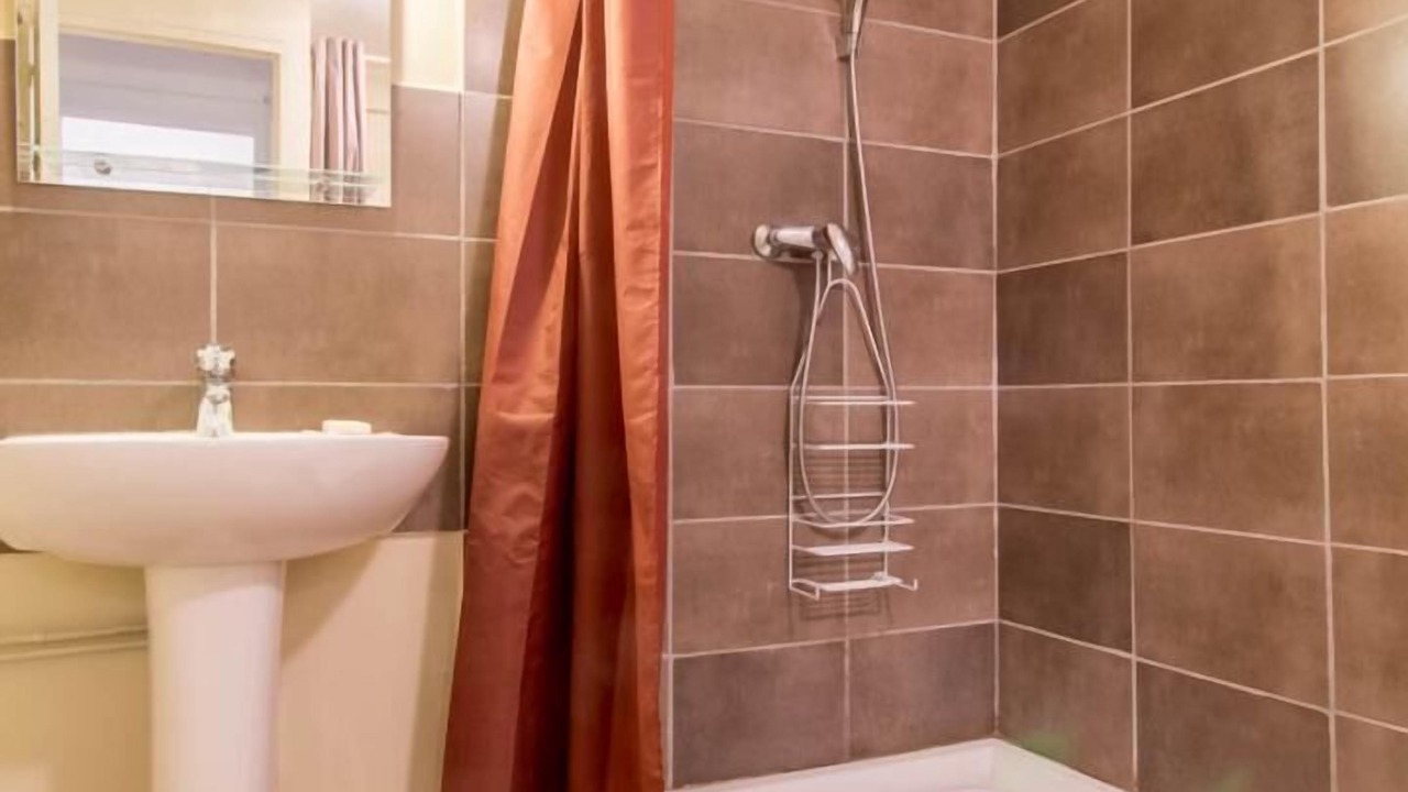 Photo of Bathroom in Lepin-le-Lac