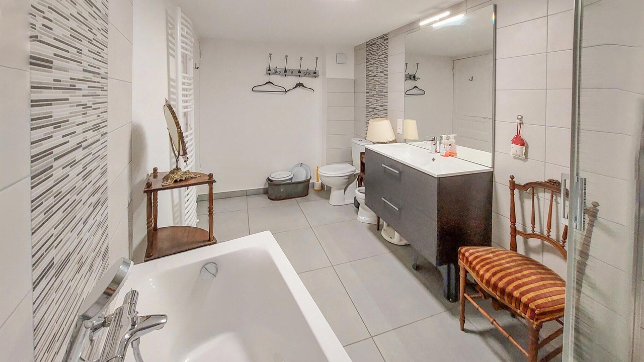 Photo of Bathroom in Margerie-Chantagret