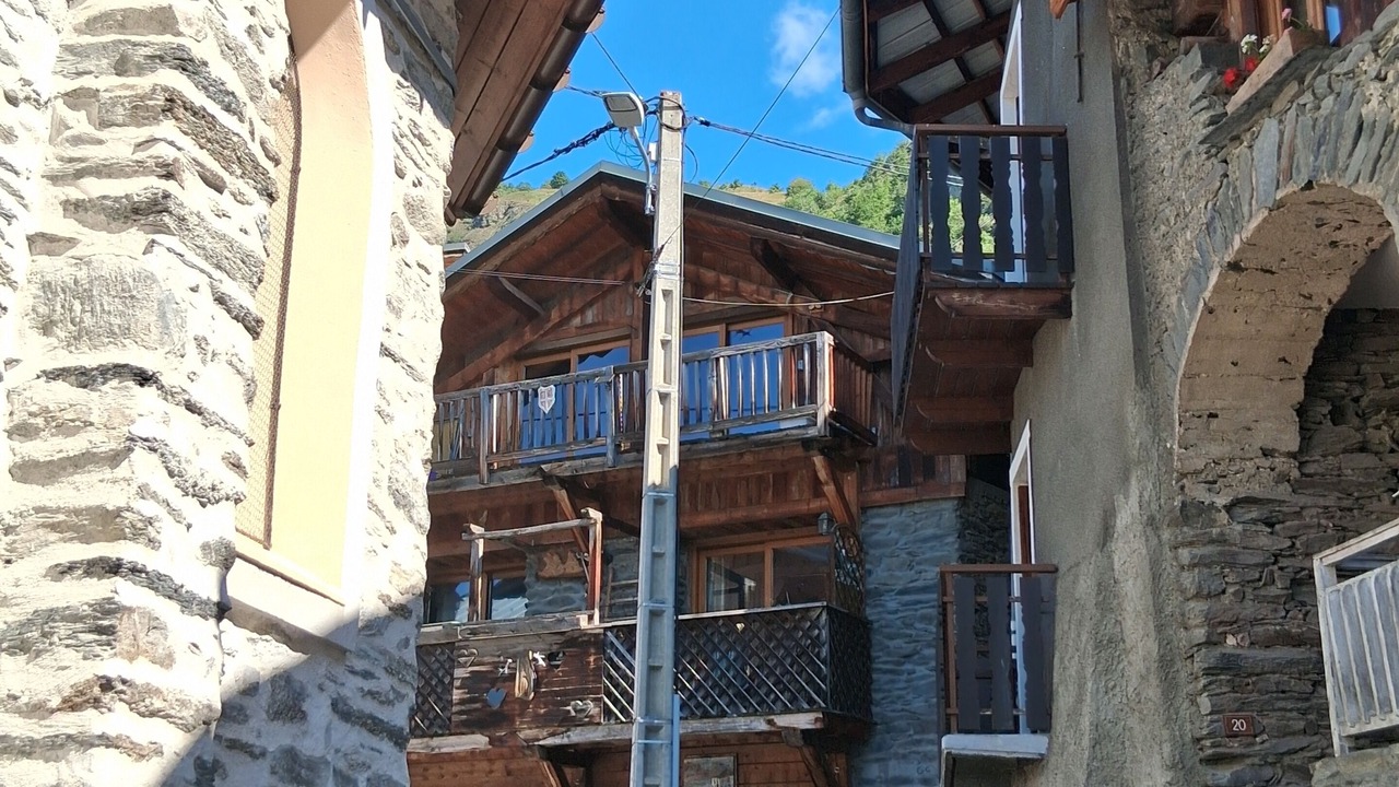 Photo of Outdoor in Great Alpine Road