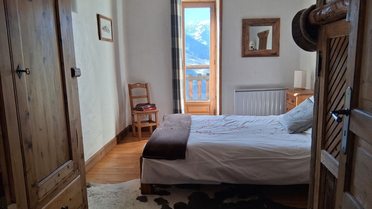 Photo of Bedroom in Great Alpine Road