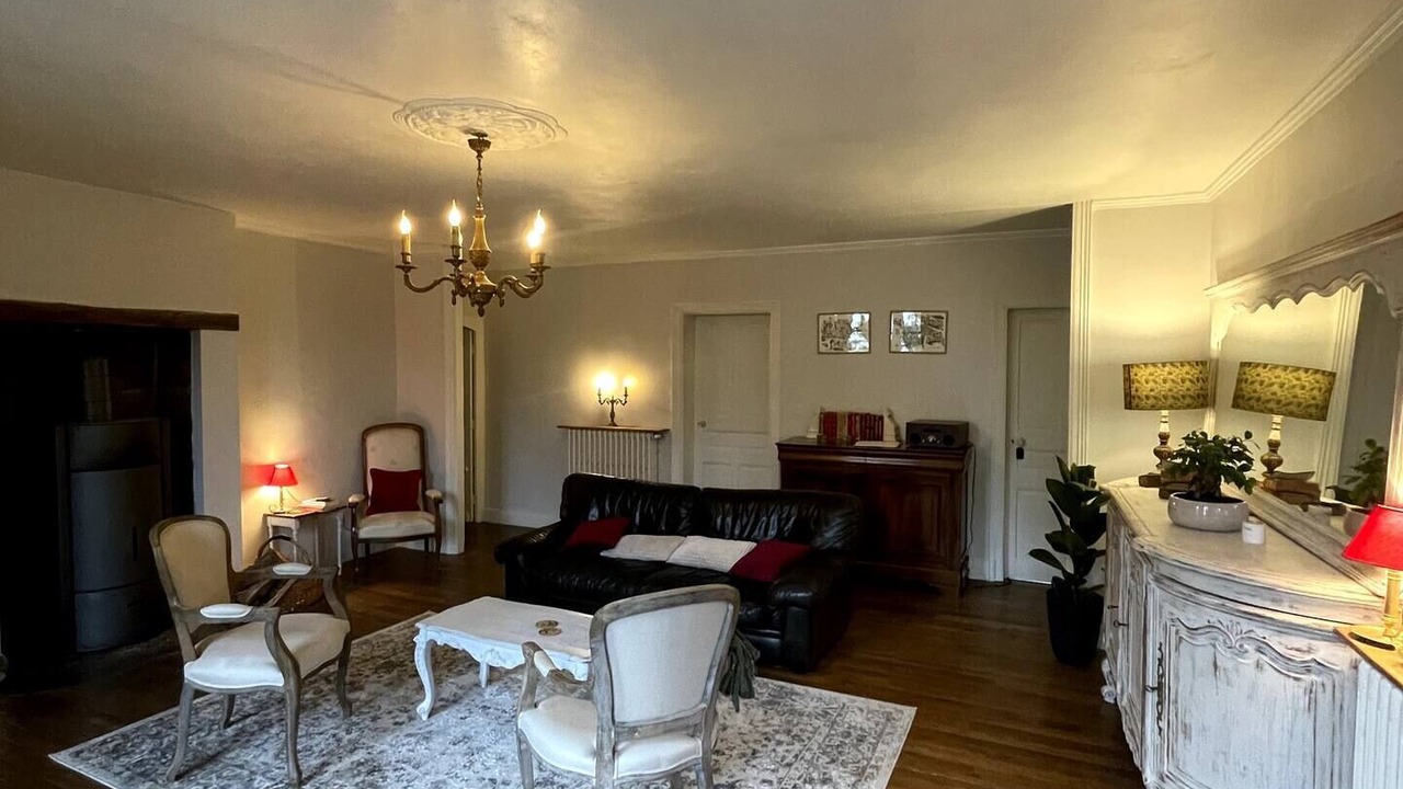 Photo of Livingroom in Chataigneraie Cantalienne