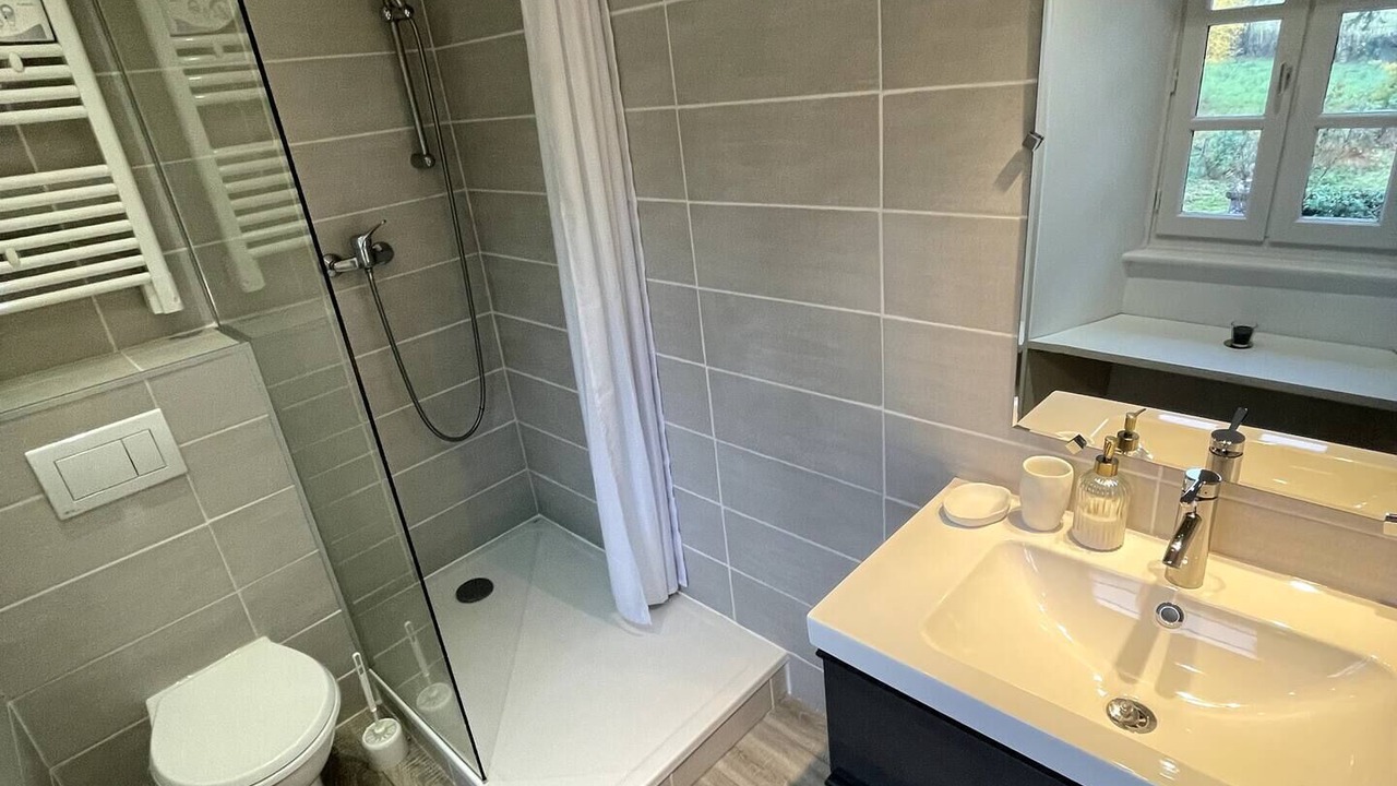 Photo of Bathroom in Chataigneraie Cantalienne