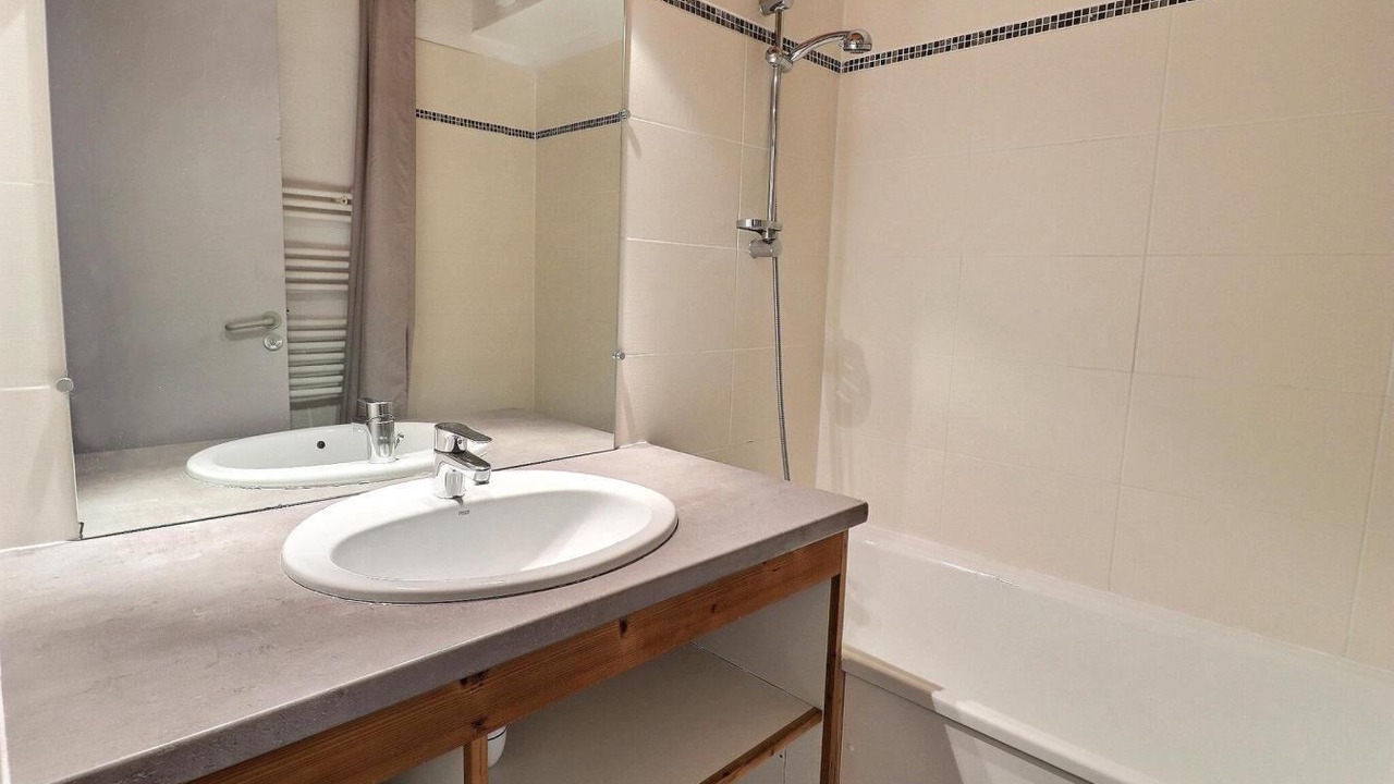 Photo of Bathroom in La Perriere