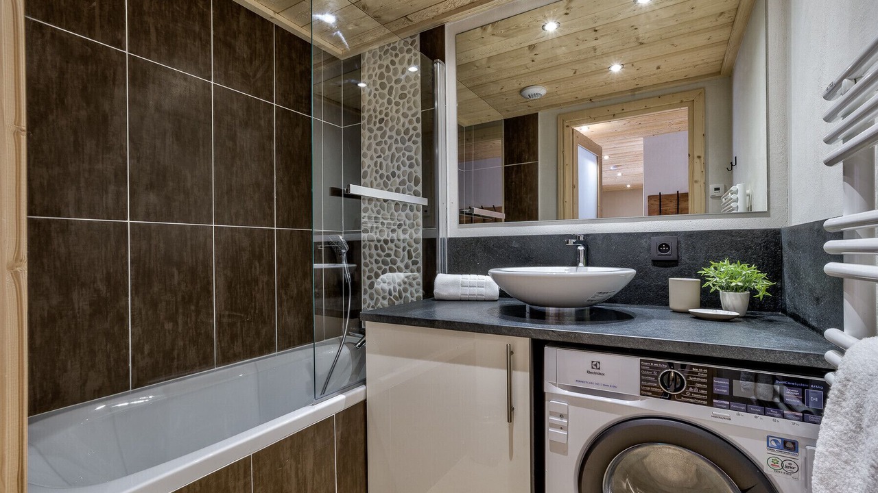 Photo of Bathroom in Chamonix City Centre
