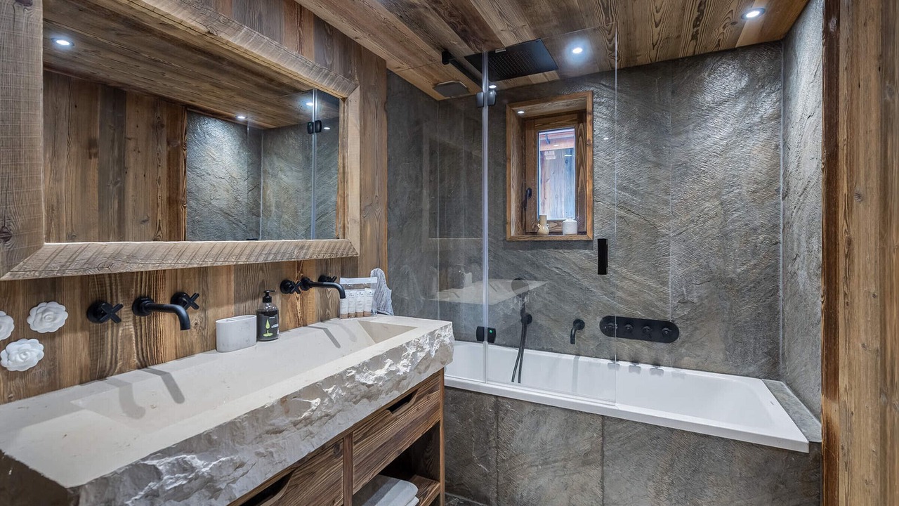Photo of Bathroom in Saint-Martin-de-Belleville