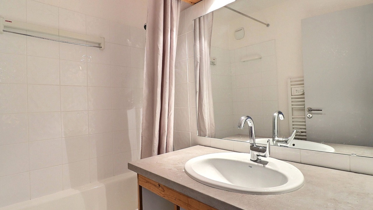 Photo of Bathroom in La Perriere