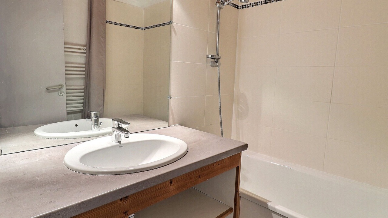 Photo of Bathroom in La Perriere