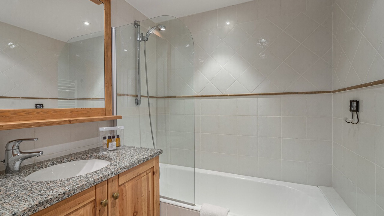Photo of Bathroom in Val-Thorens