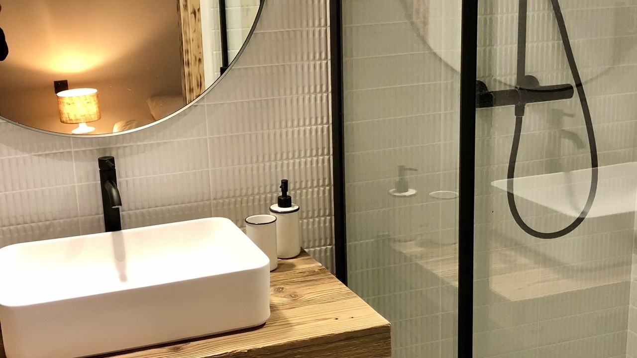 Photo of Bathroom in Montalbert