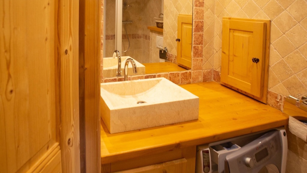 Photo of Bathroom in La Perriere