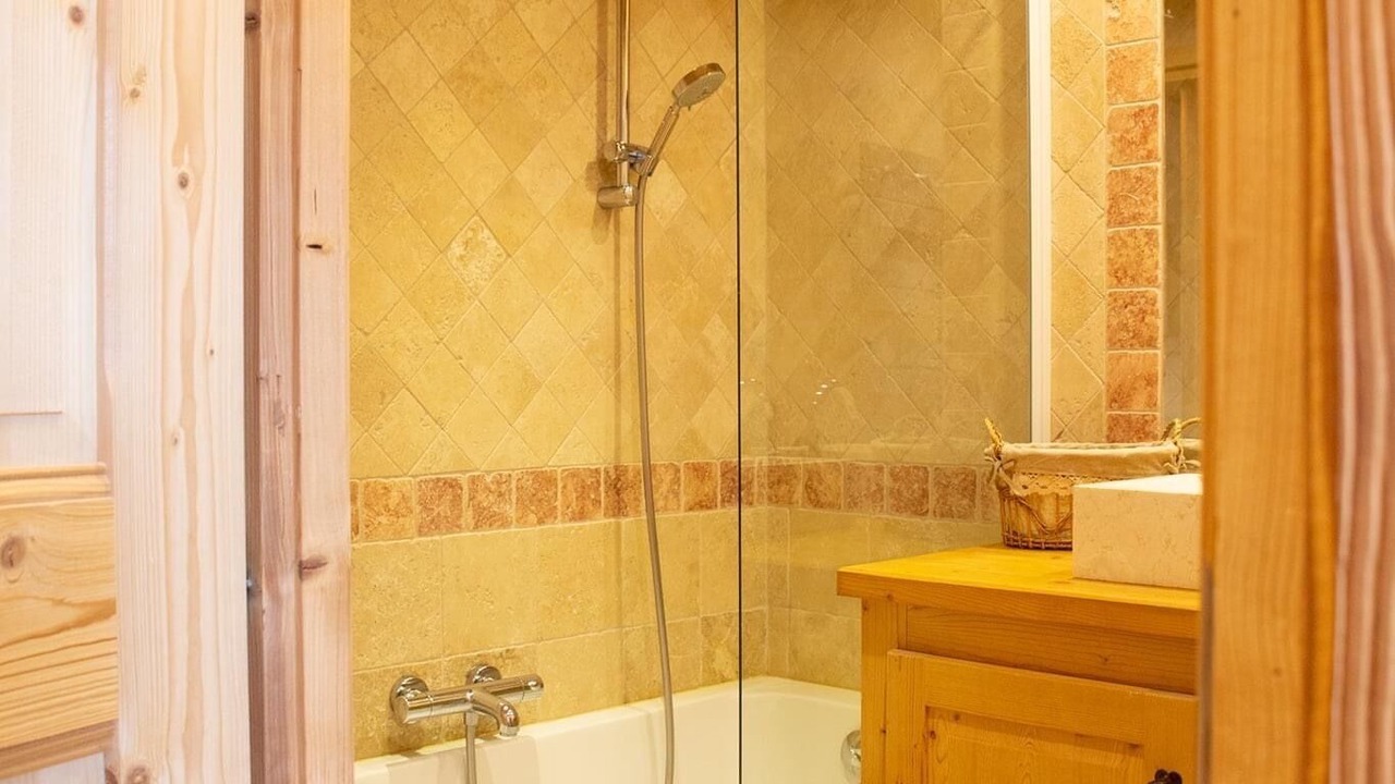Photo of Bathroom in La Perriere