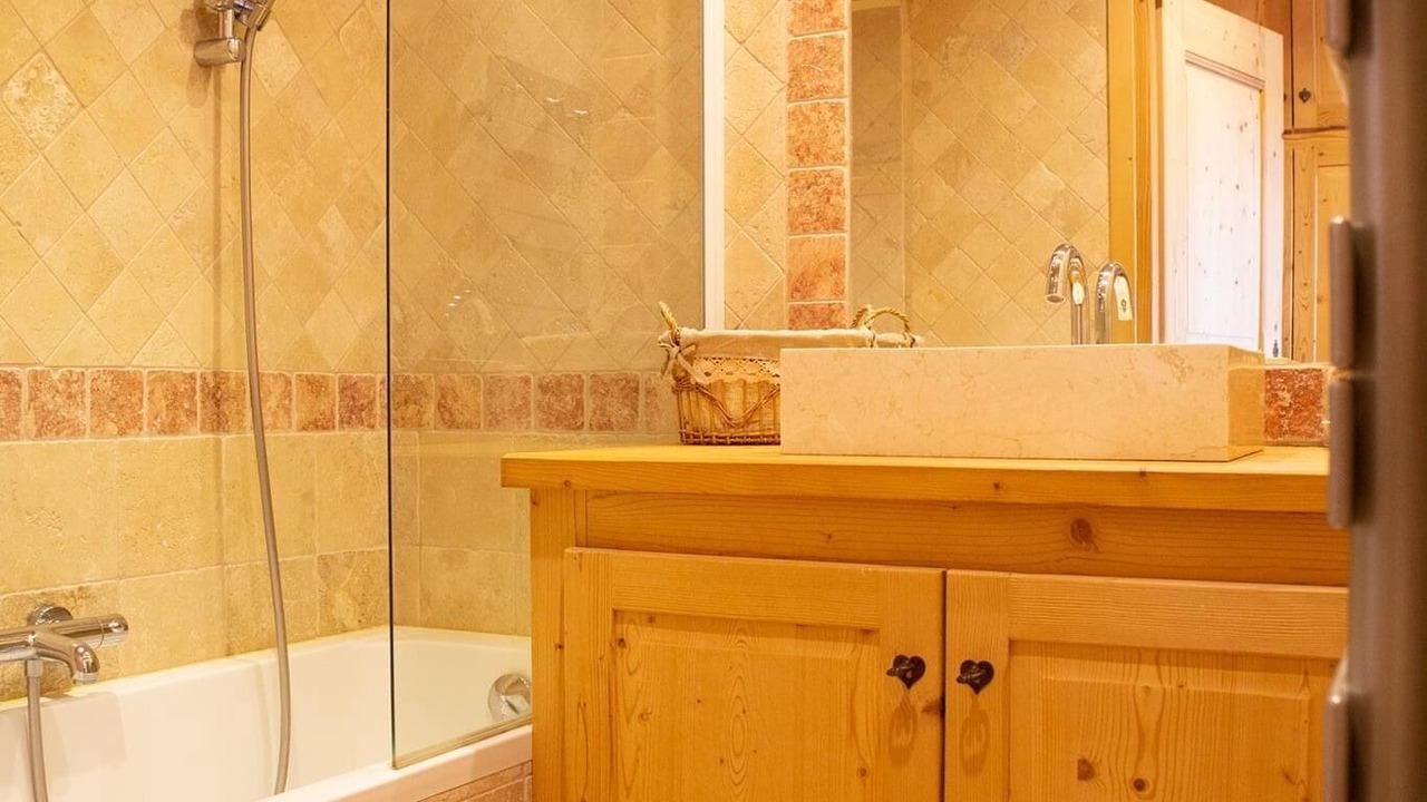 Photo of Bathroom in La Perriere