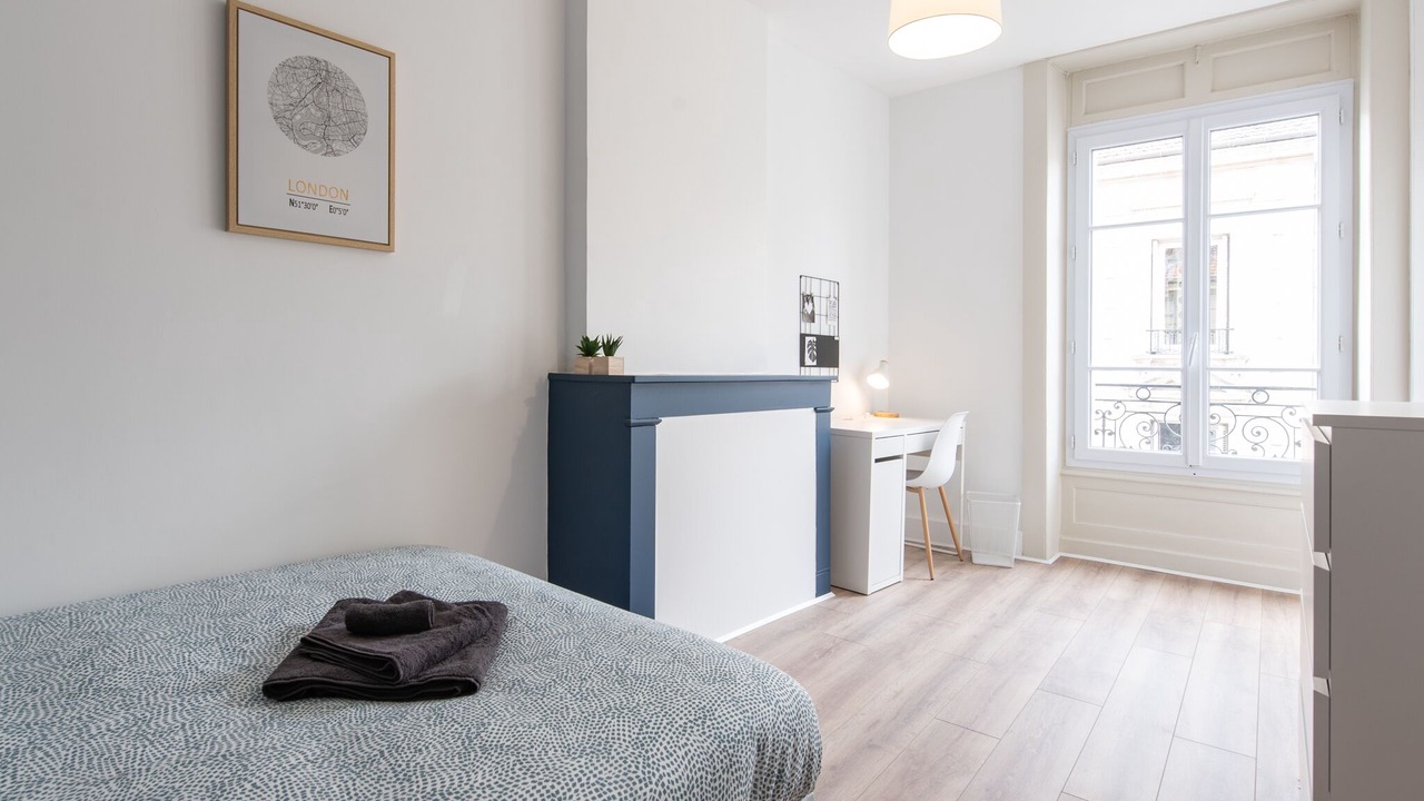 Photo of Bedroom in Saint-Etienne