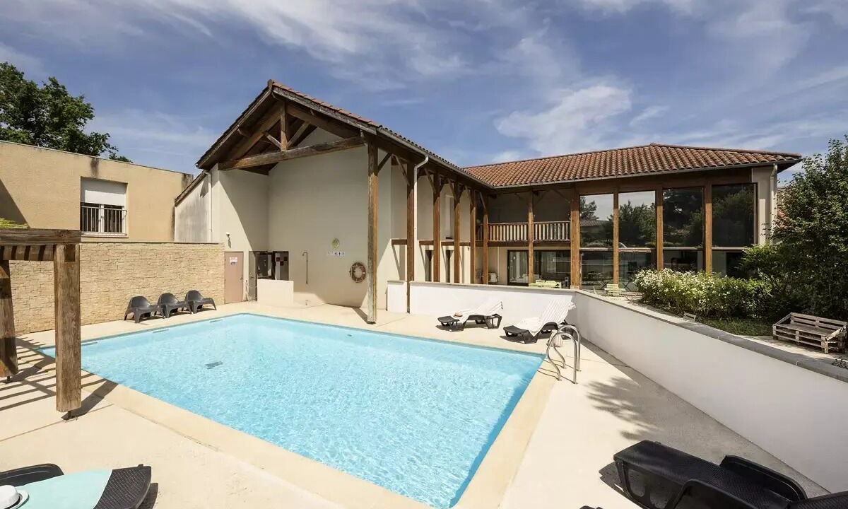 Photo of Outdoor in Marcy-l'Etoile