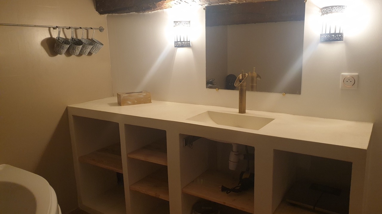 Photo of Bathroom in Lambesc